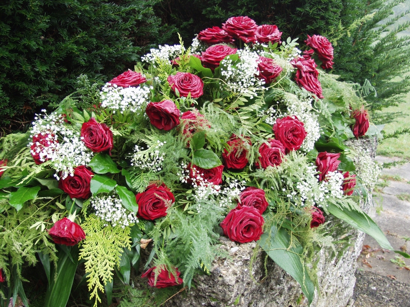 funeraire-LES ARCS-min_roses-61203